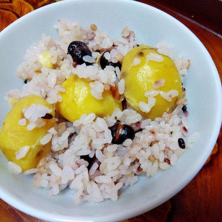 黒豆&栗の五穀ご飯